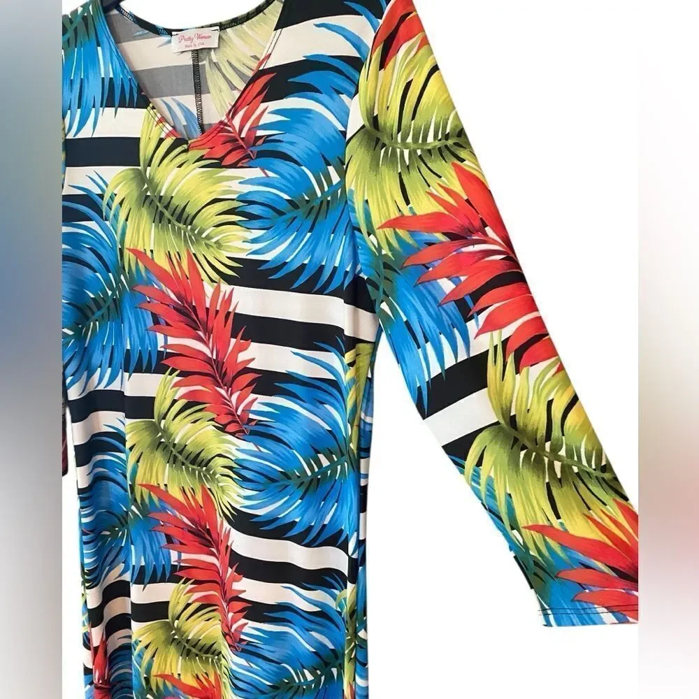 Pretty Woman Sz M Tropical Print Summer Vacation Lunch Wash Wear Dress
